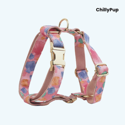 Seashell dog collar and lead set with gold hardware on a white background, branded 'ChillyPup'.